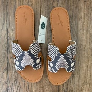 Universal Thread Snakeskin Sandals